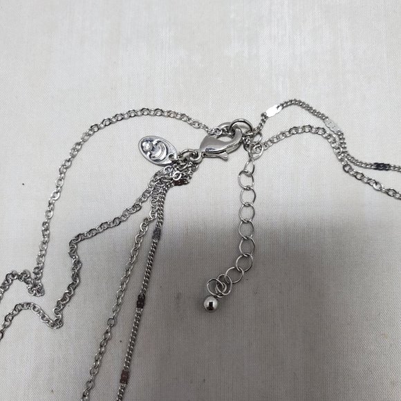 silver chain quartz crystal 3 row layered necklace - Picture 9 of 12